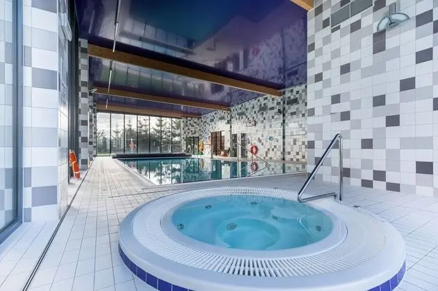 Apartments Five Seas by Renters - Havuz