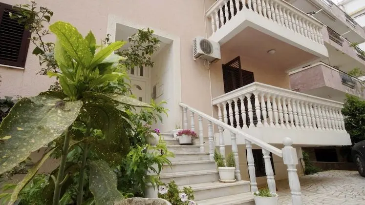 Apartments Glomazic - Dış Mekan