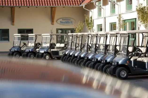 Apartments Golfpark Schlossgut Sickendorf - Dış Mekan