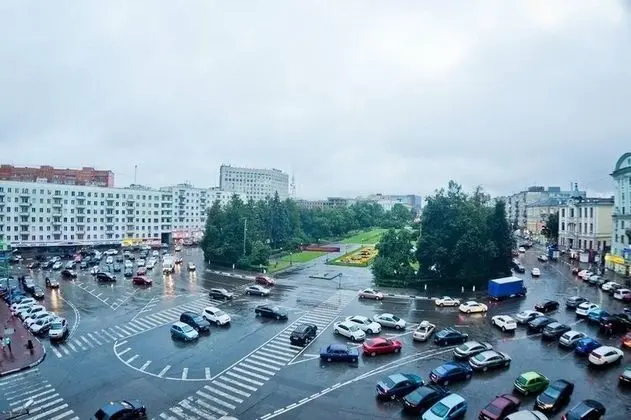 Apartments on Gorkogo square 1