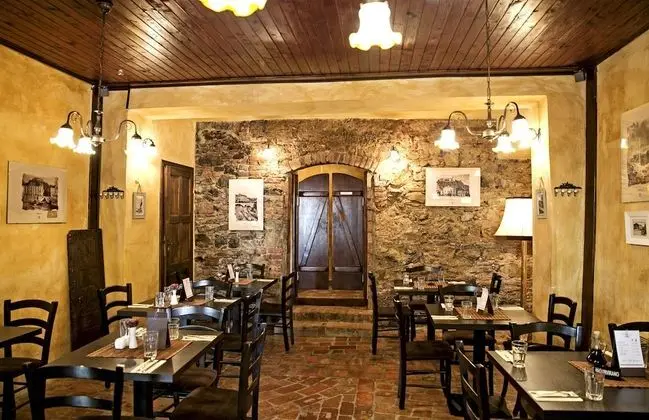 Apartments Hiša Pod Gradom - Yerinde Yemek