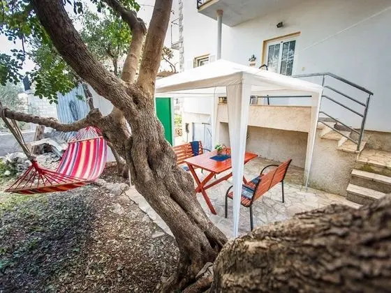 Apartments Irene's Place - Dış Mekan