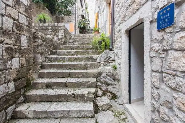 Apartments Ivana Old Town