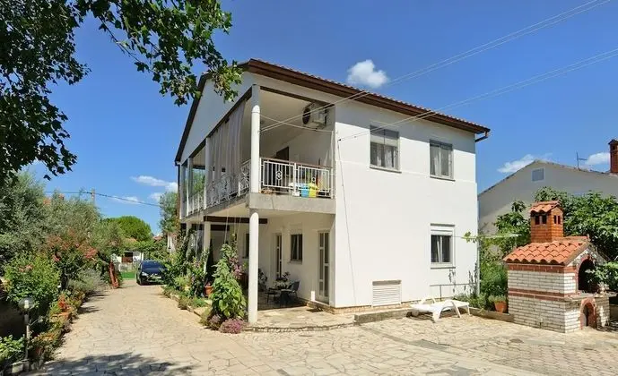 Apartments Jenny 518