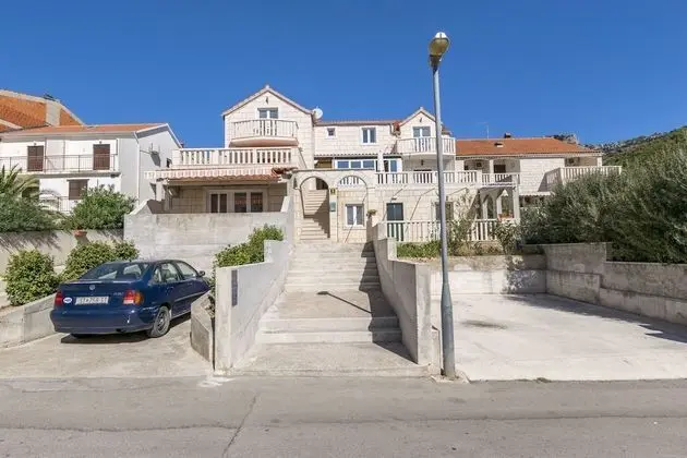 Apartments Jerka