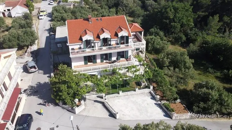 Apartments Kola
