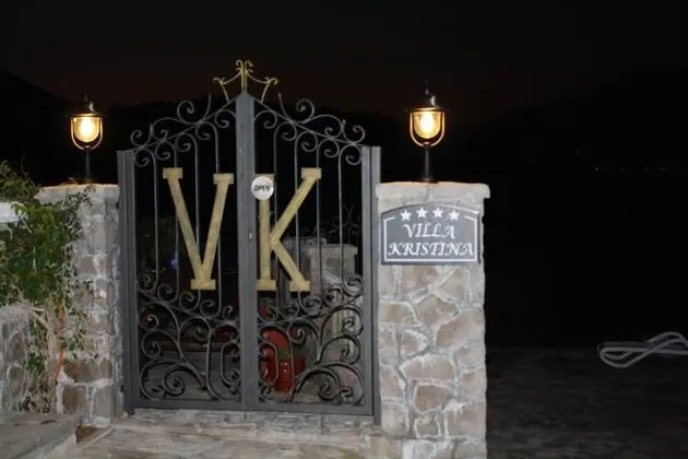 Apartments Kristina - Dış Mekan