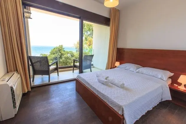 Apartments Kuce Lekovica Beach & Restaurant - Oda