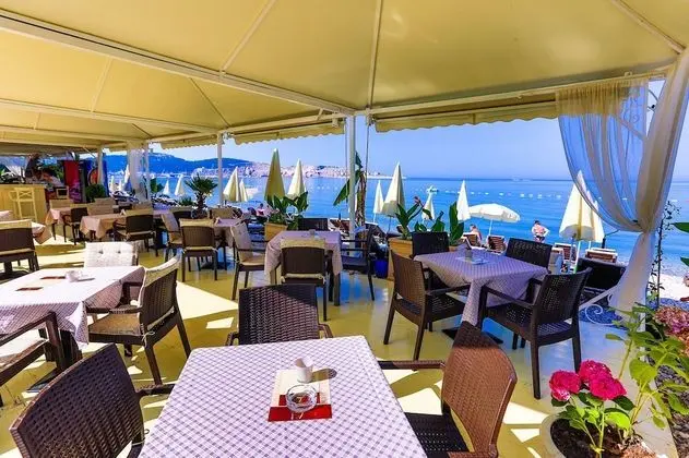 Apartments Kuce Lekovica Beach & Restaurant - Yerinde Yemek