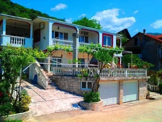Apartments Villa Lastva - Dış Mekan