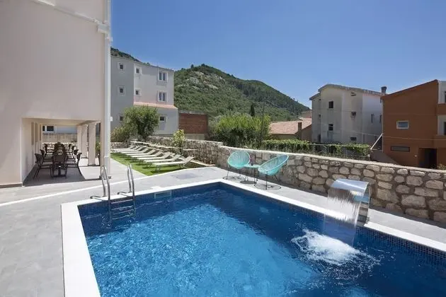 Apartments Lazy Hill - Havuz