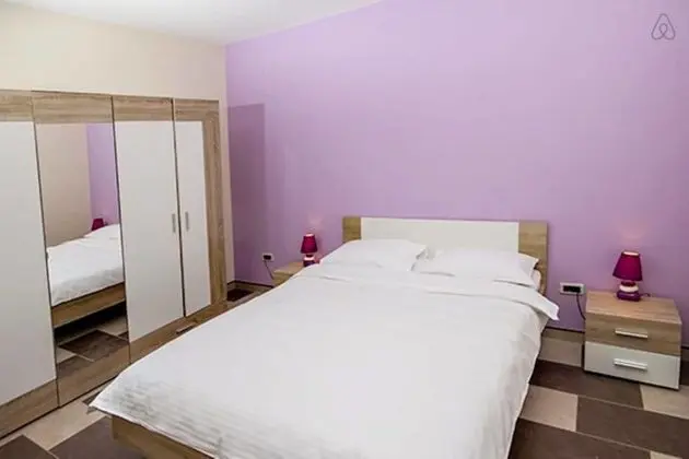 Apartments Ljoljic