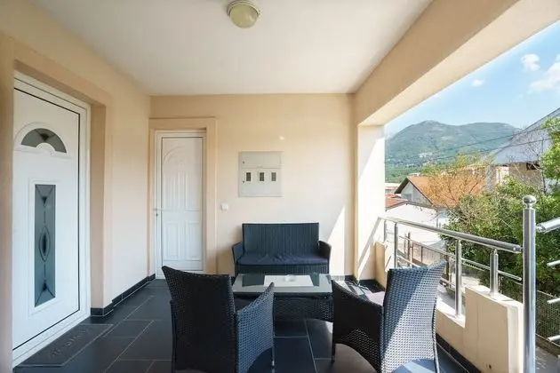 Apartments LORA - Lobi