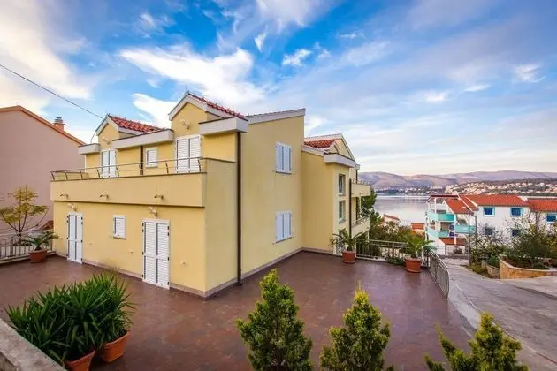Apartments Villa Luna - Dış Mekan