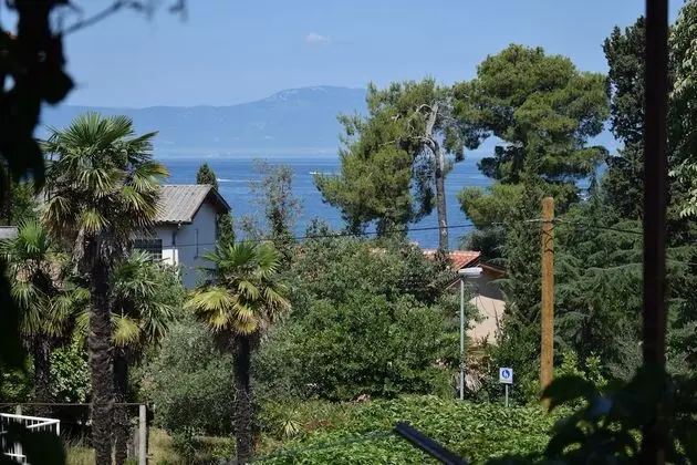 Apartments Maestral
