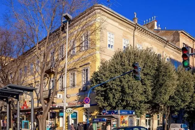 Apartments Molo Longo