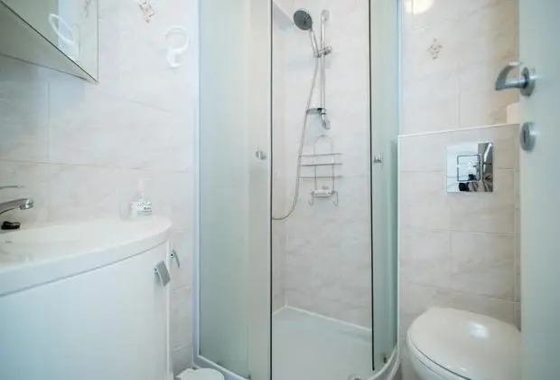 Apartments Natasa - - Banyo Tipleri
