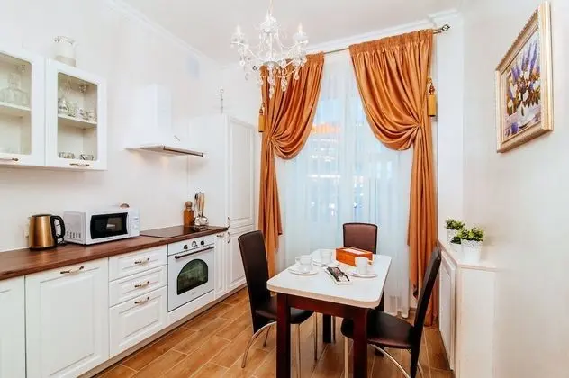 Apartments near Train Station - Mutfak