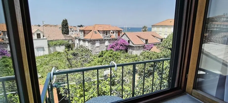 Apartments Neva Supetar - Oda Manzaraları