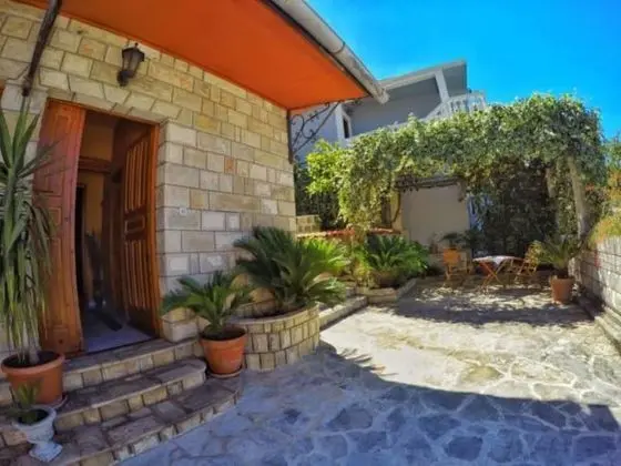 Apartments Nikcevic - Dış Mekan