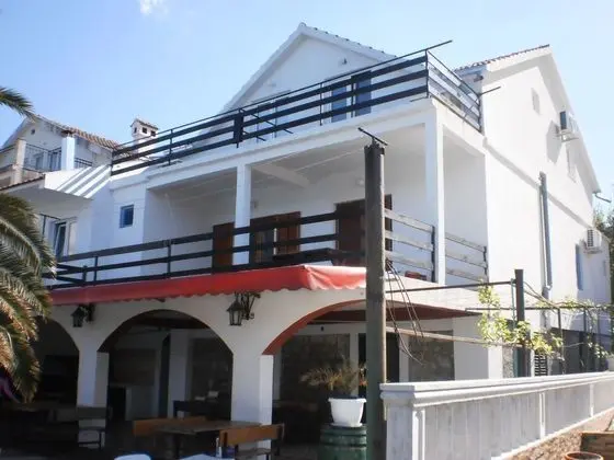 Apartments Odzic - Dış Mekan