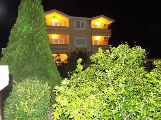 Apartments Old Olive