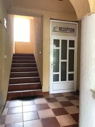 Apartments Old Olive - Lobi
