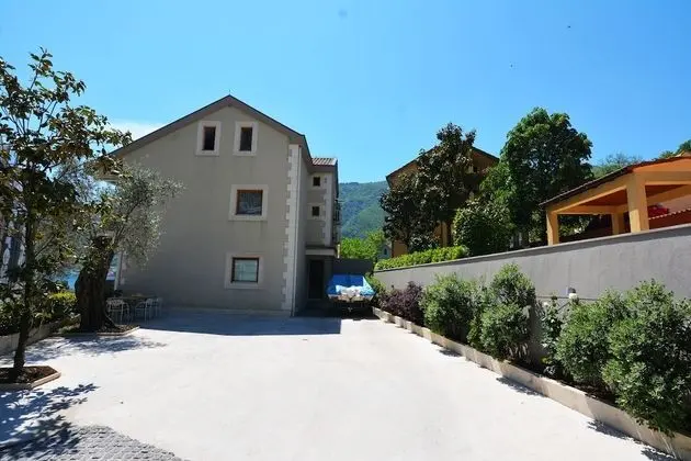 Apartments Olive - Dış Mekan