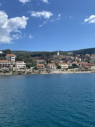 Apartments Peronja Seafront