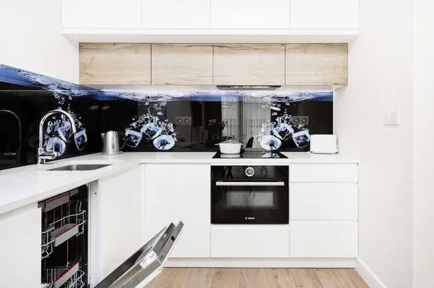 Apartments Przyokopowa Warsaw by Renters - Mutfak