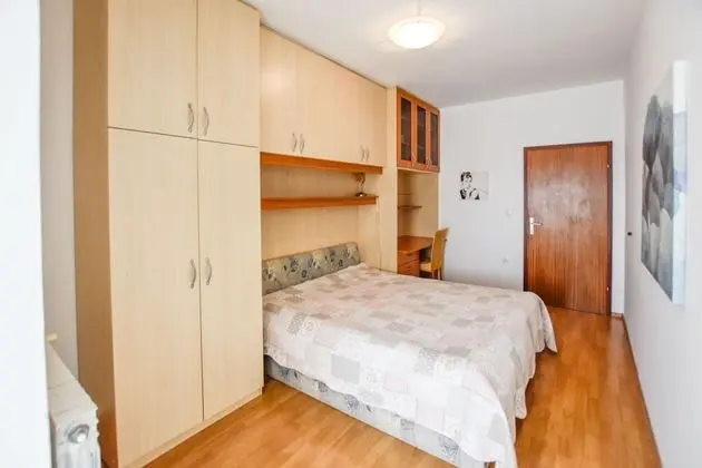 Apartments and Room Danijel