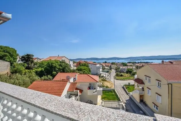 Apartments and Room Danijel