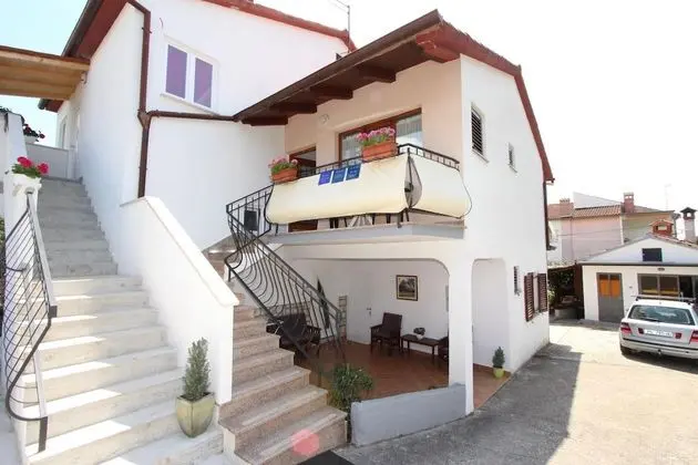 Apartments and Room Silvana