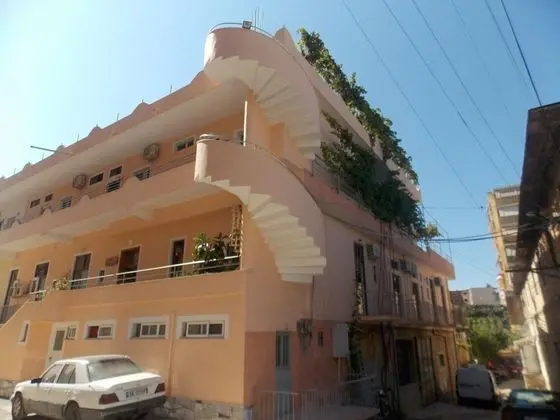 Apartments and Rooms Armanda
