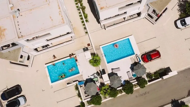 Apartments & Rooms Danivan Pool Villas - Havuz