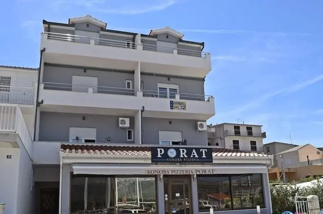 Apartments Rooms PORAT