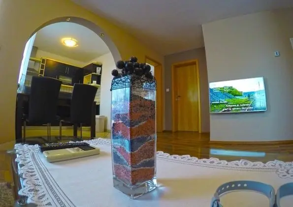 Apartments and Rooms Rea - İç Mekan