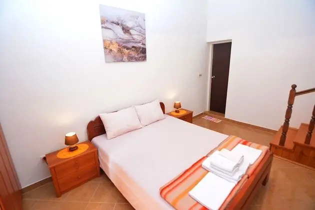 Apartments & Rooms Vanja - İç Mekan