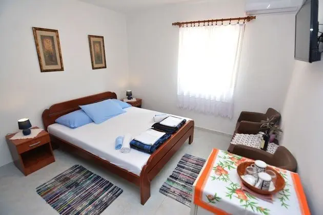 Apartments & Rooms Vanja - Oda