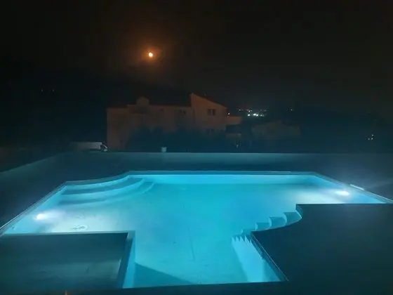 Apartments Villa Salona Sky - Havuz