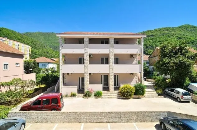 Apartments Samardzic - Dış Mekan