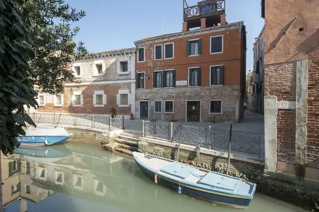 Apartments in San Marco with Canal View by Wonderful Italy - Oda Manzaraları