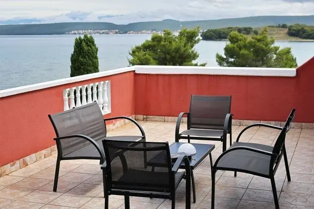 Apartments Saphron Beach