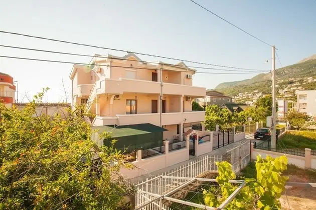 Apartments Taida
