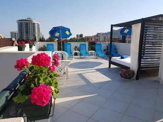 Apartments Tamara - Havuz