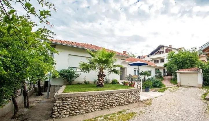 Apartments Tulipan