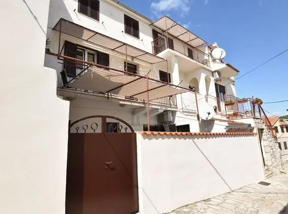 Apartments Vladimir