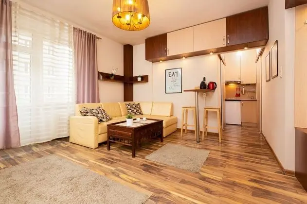 Apartments Warsaw Hoza by Renters - Oda Düzeni