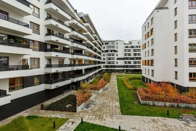 Apartments Warsaw Komputerowa by Renters - Dış Mekan