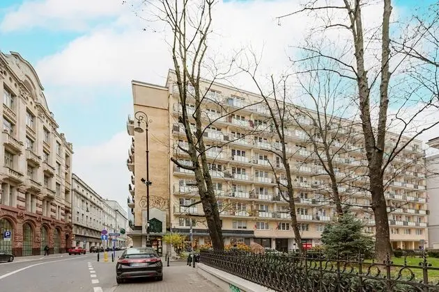 Apartments Warsaw Kredytowa by Renters